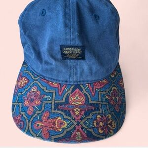 10’ deep Blue and Red Patterned Cap